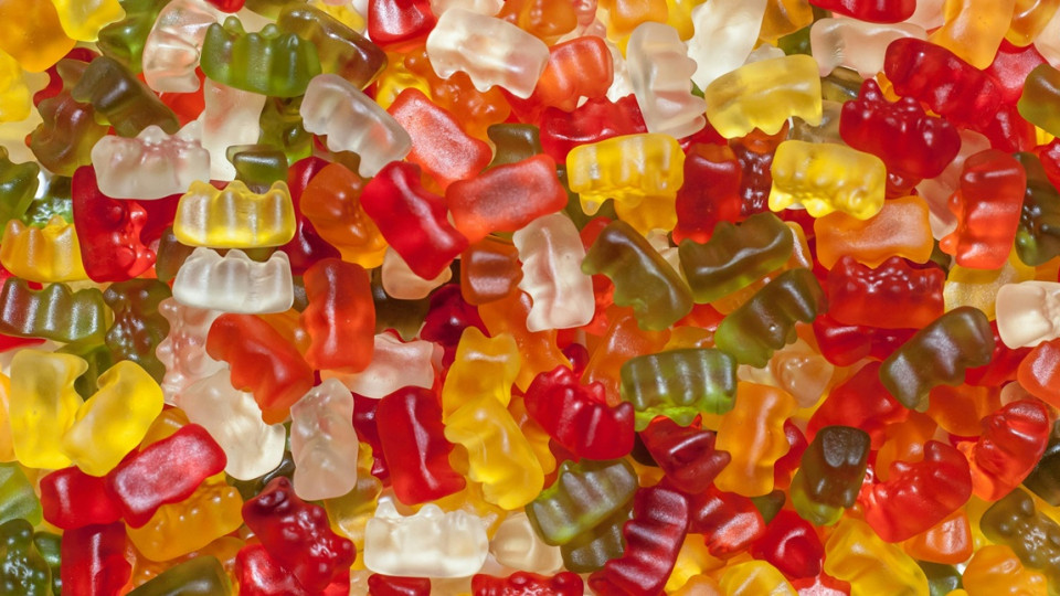 У Нідерландах відкликають партію желейних цукерок Haribo — у них знайшли канабіс