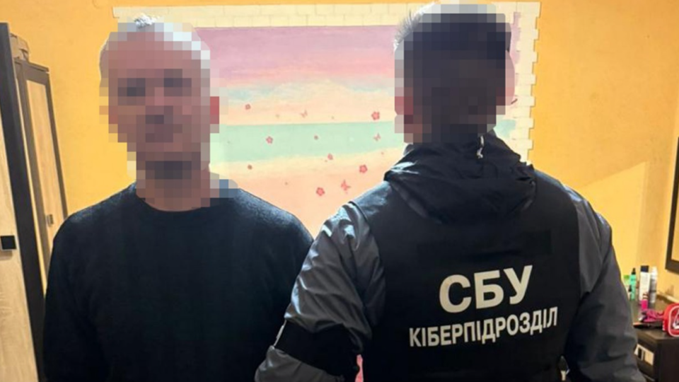 СБУ на Закарпатье разоблачила депутата поселкового совета, который поддерживал Путина и выразил готовность уехать в РФ