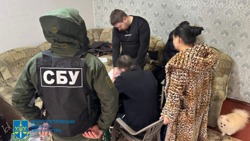 Ошукали на 3 млн грн родичів військових, які зникли безвісти чи потрапили в полон — на Дніпропетровщині викрили шахраїв