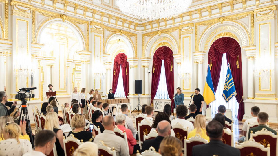 Супруги Зеленские учредили награду «Будущее Украины» детям, которые проявили себя в сложных обстоятельствах