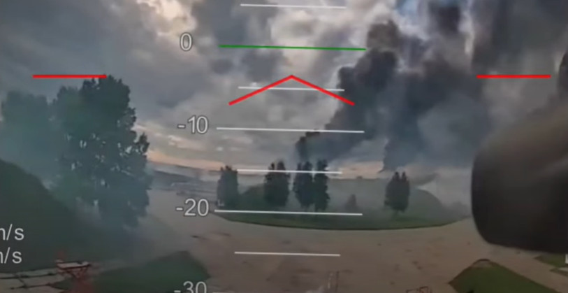 СБУ показала уникальное видео спецоперации «Паутина», в ходе которой поражено 41 самолет