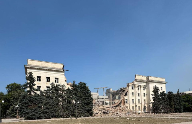 РФ зруйнувала будівлю Херсонської обласної держадміністрації – фото