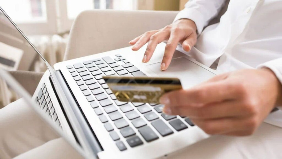 Как ФЛП определить дату дохода при продаже товара юрлицу наложенным платежом — разъяснение