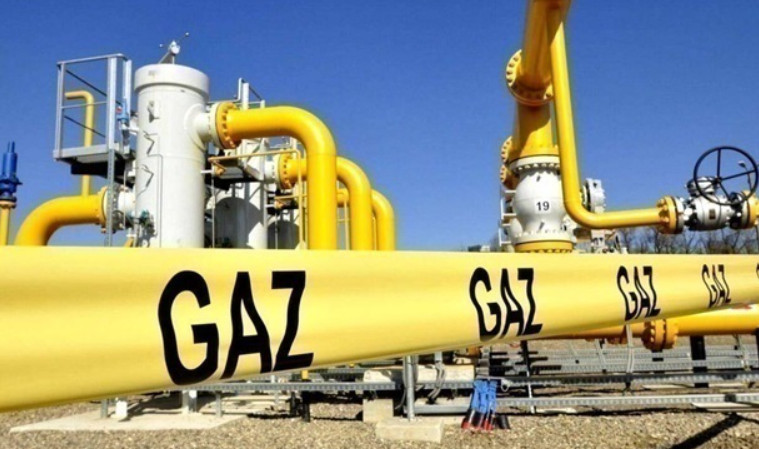 Еврокомиссия представила план прекращения импорта газа и нефти из РФ к 2027 году