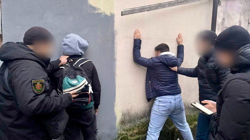 Вибух біля поліції в Житомирі – серед причетних є неповнолітні