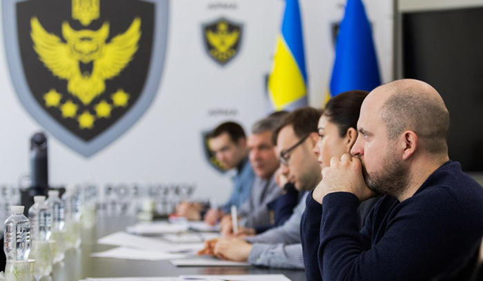В АРМА підвищать посадові оклади — скільки будуть платити радникам і помічникам