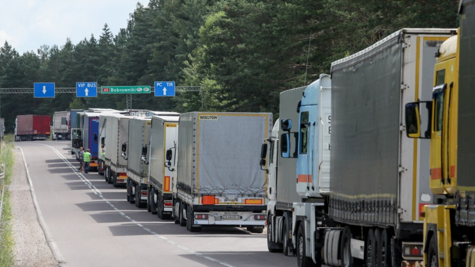 Украина сохраняет «транспортный безвиз» и приближается к отмене роуминга с ЕС — Шмыгаль