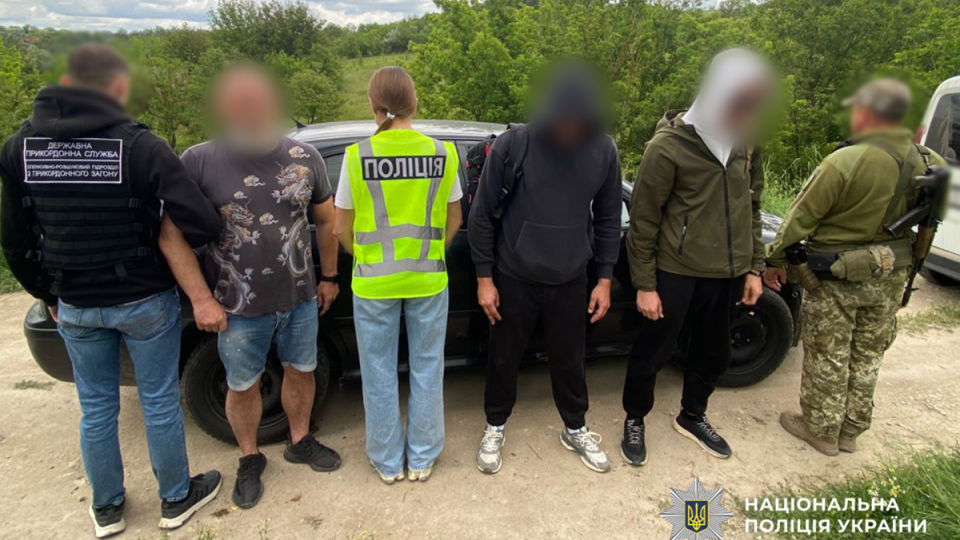 Схема ухилення від мобілізації за $9 тисяч — на Одещині іноземець намагався вивезти військовозобов’язаних через кордон