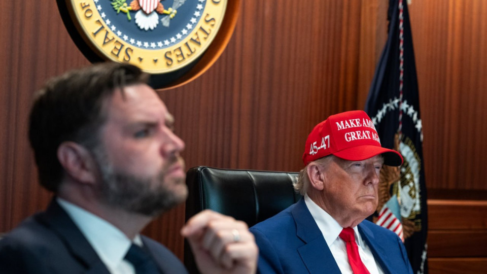 США завдали ударів по ядерних об’єктах Ірану – Трамп заявив про «повне знищення»