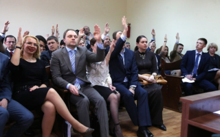 Судді ВАКС позовами про перерахунок суддівської винагороди довели суд до фінансової кризи