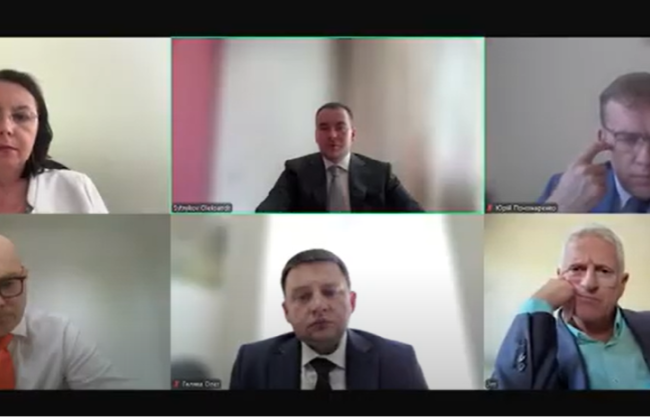 Конкурсная комиссия по отбору директора БЭБ поддержала двух кандидатов: Даменцова и Цивинского