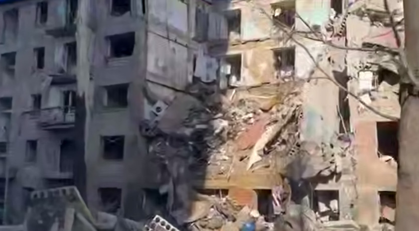 Кличко показал последствия атаки РФ по Шевченковскому району Киева — видео