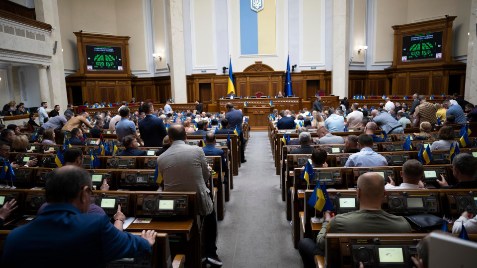 Верховна Рада, з огляду на наявні фінансово-економічні можливості держави, може змінити розмір виплат особам з інвалідністю внаслідок війни — ВП ВС