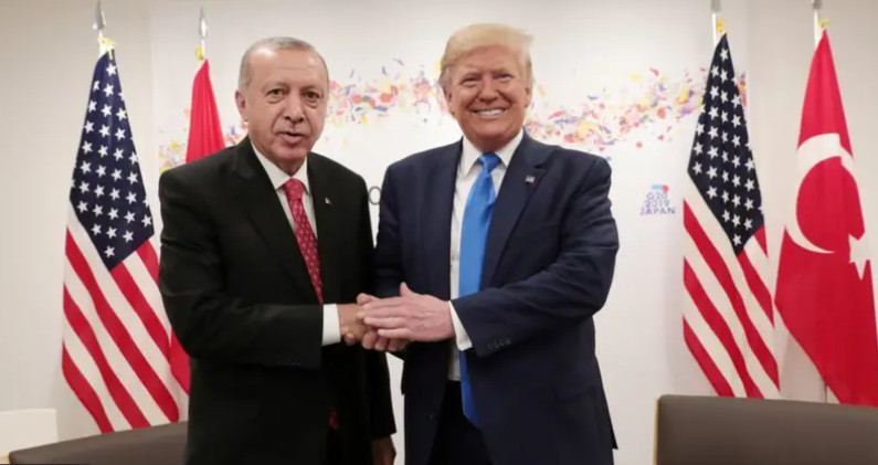 Трамп може долучитись до мирних переговорів щодо України, якщо приїде Путін, — Ердоган