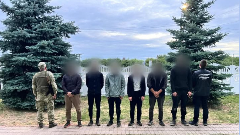 120 тыс грн за переход границы в Венгрию — пограничники задержали группу нарушителей