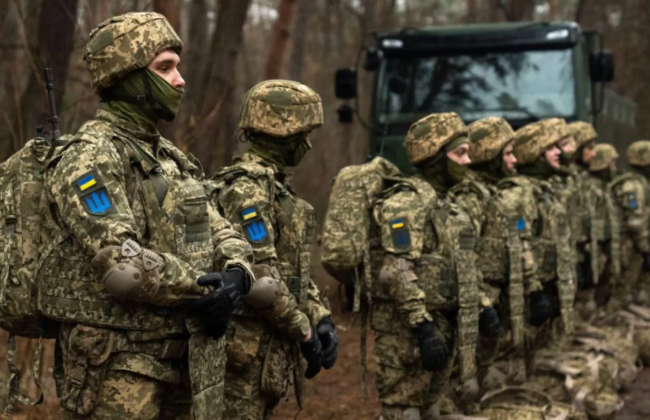 Военнослужащим 18-24 лет, отслужившим по контракту, будет гарантирована отсрочка на год – Минобороны