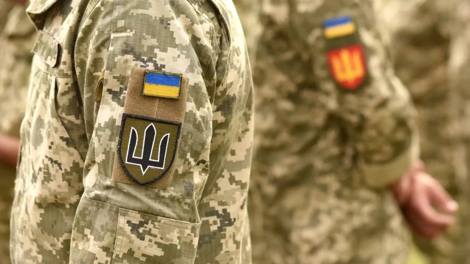 Верховний Суд висловився щодо заміни військовослужбовцю, який не з’явився вчасно на службу, покарання у виді позбавлення волі на службове обмеження