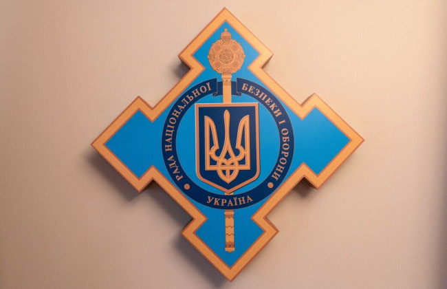 СНБО поручил Кабмину рассмотреть вопрос увеличения выплат военнослужащим и полицейским при подготовке следующего бюджета