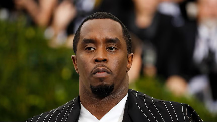 Присяжные оправдали рэпера Diddy по статьям о секс-торговле и рэкете, но признали виновным по другим обвинениям