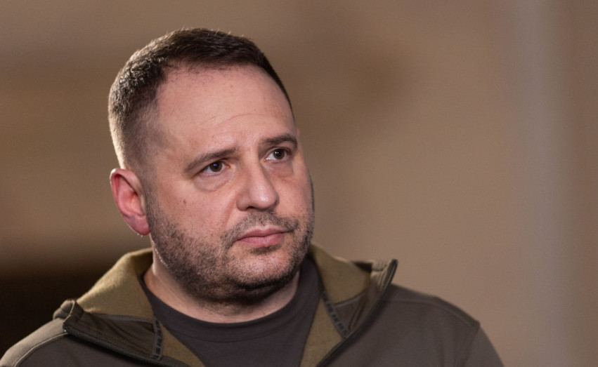 Андрей Ермак посоветовал украинцам меньше реагировать на «громкие заголовки об оборонке»