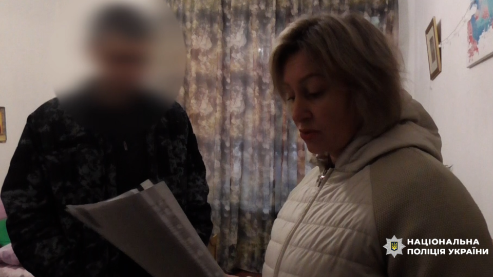 На Вінниччині шахрай викрав у жінки майже мільйон з компенсації за загиблого на війні сина