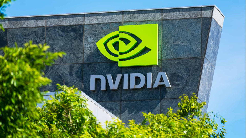 NVIDIA обогнала Apple и Microsoft – компания стала самой дорогой компанией мира с капитализацией $3,92 трлн