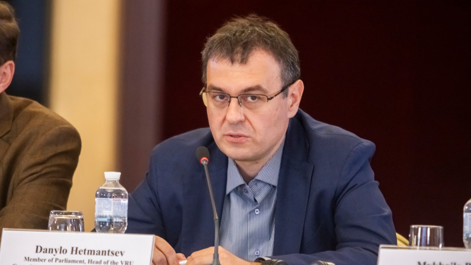 Дозволяється наявність штрафів у межах 8 тисяч грн – Данило Гетманцев зареєстрував зміни до законодавства про «клуб білого бізнесу»