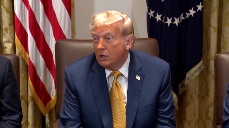 Трамп погрожує Бразилії 50% митами через справу проти Болсонару — Лула обіцяє відповідь