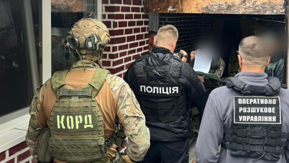 12 тысяч долларов за побег — на Закарпатье задержали организатора схемы переправки военнообязанных