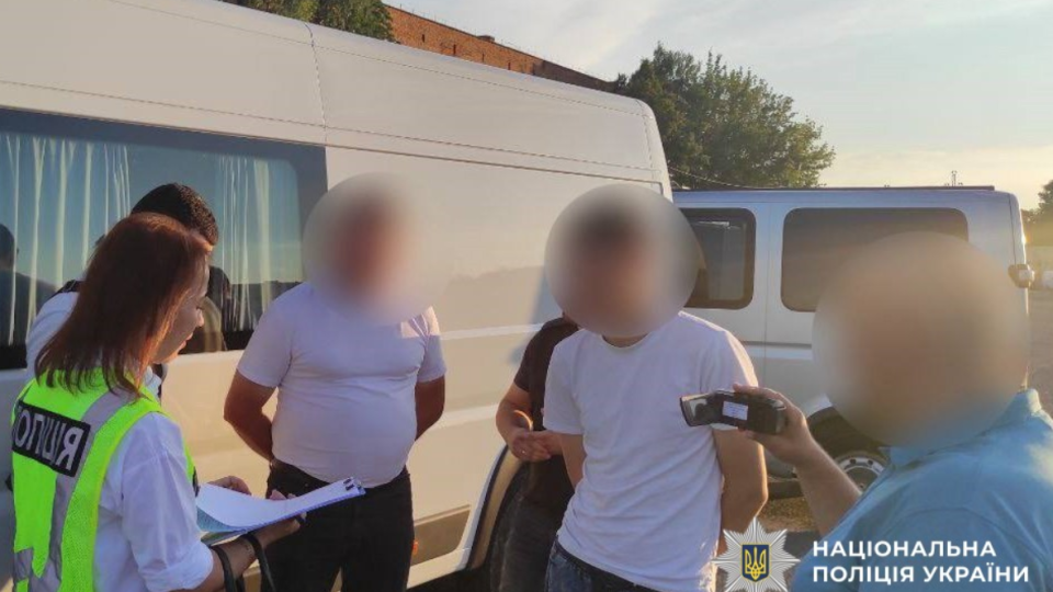 В Винницкой области задержали чиновника железной дороги, который требовал 2000 долларов за «бронирование» от мобилизации