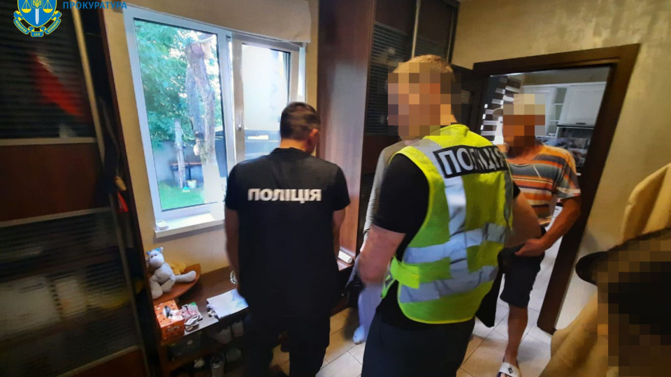 Незаконно добывали песок: в Житомирской области директор предприятия получил подозрение за миллиардный ущерб окружающей среде