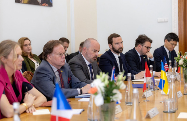 Руслан Кравченко и Василий Малюк во время встречи с представителями стран G7 обсудили события вокруг НАБУ