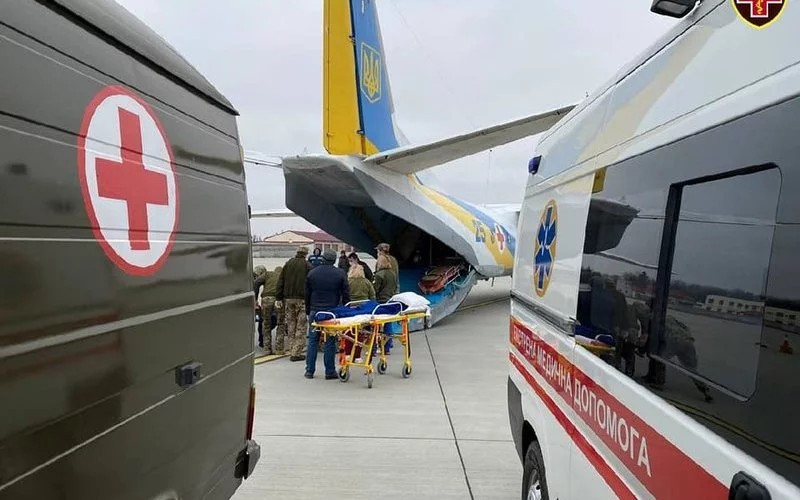 Українських військових можуть направити на лікування за кордон: як це працює