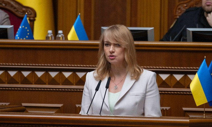 Служебное жилье – это не вознаграждение «за выслугу»: Елена Шуляк заявила, что законопроект об отмене Жилищного кодекса является требованием ЕС