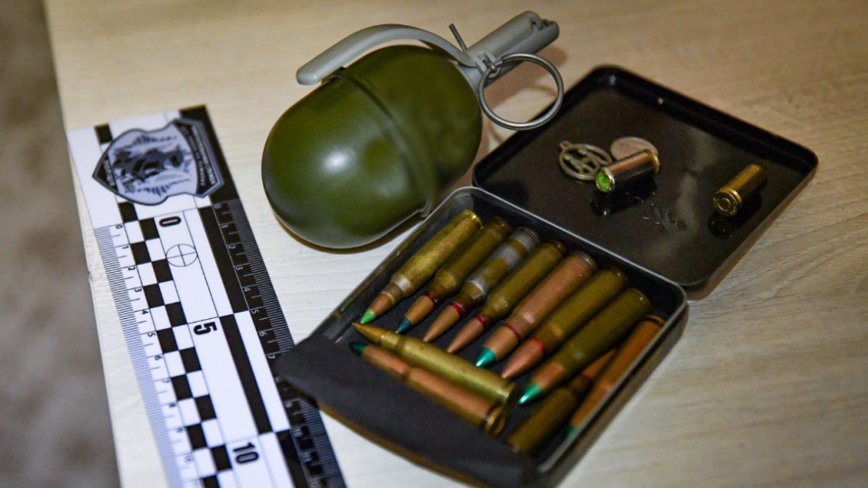 В Запорожье задержали 19-летнего торговца боевыми гранатами