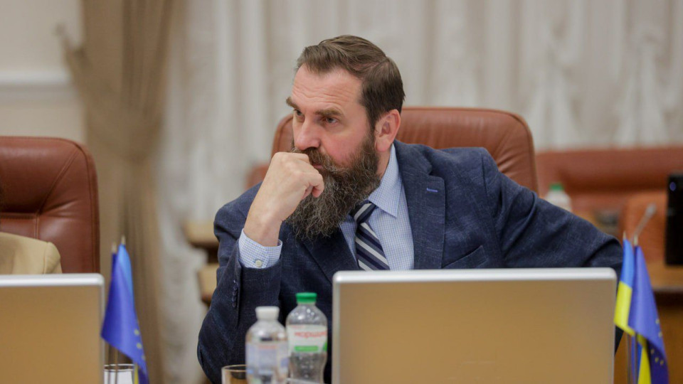 Экономия начинается со школьной парты – МОН меняет программы для учеников 4–11 классов