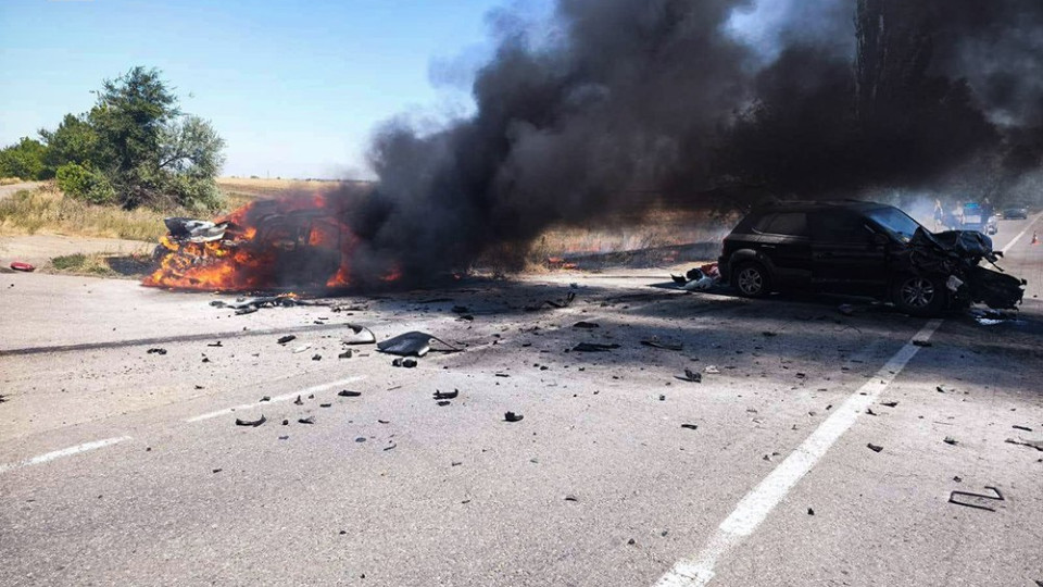 Двоє осіб згоріли в салоні авто: у Миколаєві заарештували водія, який влаштував ДТП