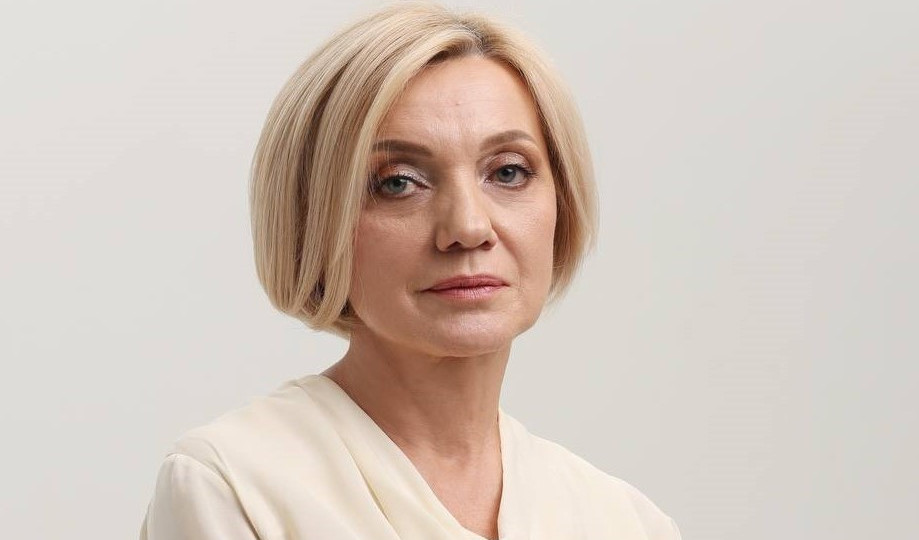 Языковой омбудсмен заявила о необходимости запретить публичное исполнение песен на русском языке на уровне закона