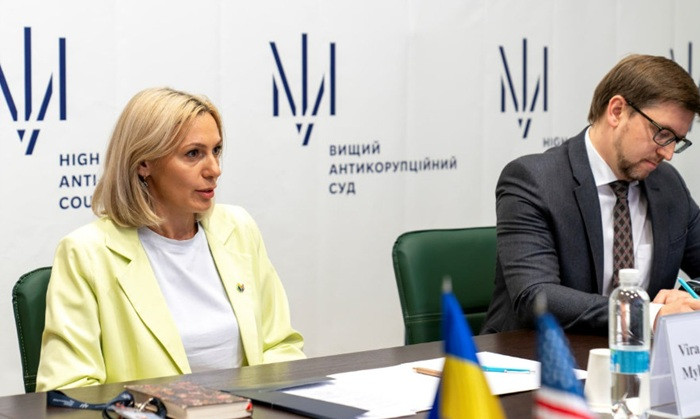 Глава ВАКС Вера Михайленко заявила, что чрезмерное проведение обысков без судебных решений способствует легитимации злоупотреблений