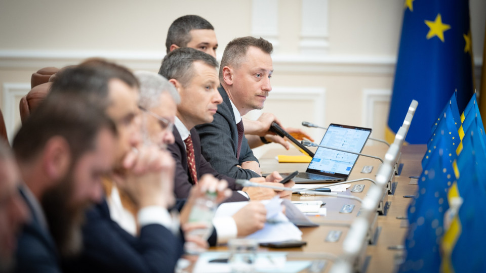 Кабмин предлагает установить прямой запрет на создание образовательных учреждений, бенефициарами которых являются резиденты РФ