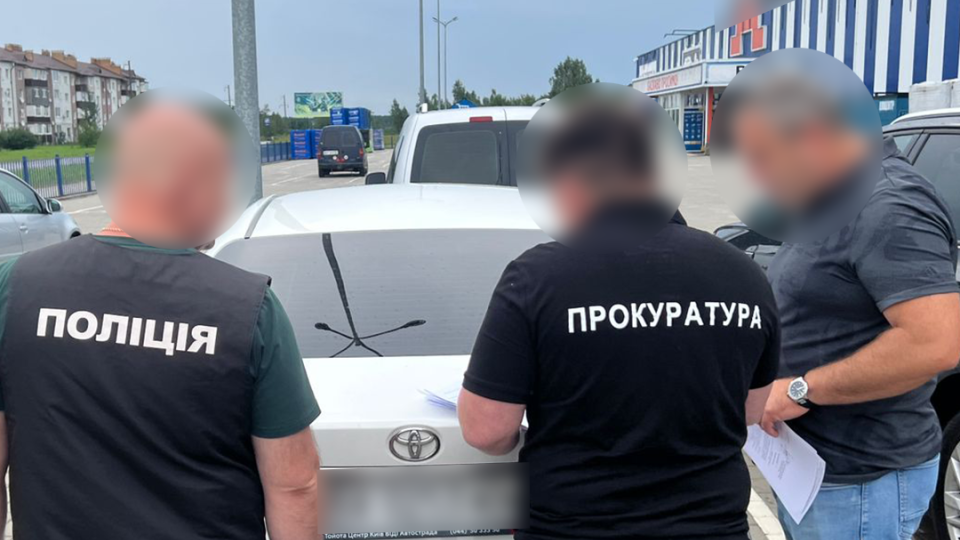 Депутат из Хмельницкой области «случайно» не задекларировал самолет