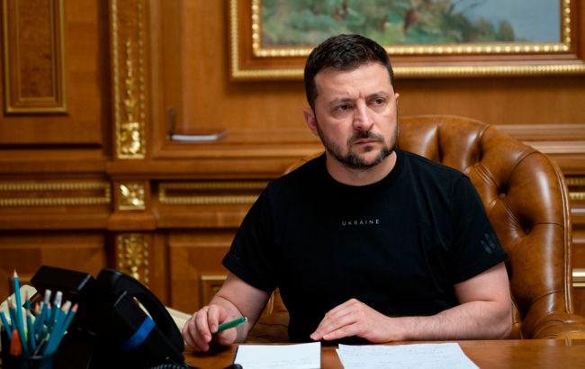 Зеленский призвал РФ перейти от обмена заявлениями ко встрече на уровне лидеров