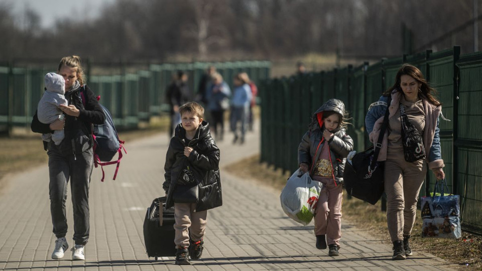 Щороку Україну залишатимуть по 200 тисяч людей до 2027 року – НБУ