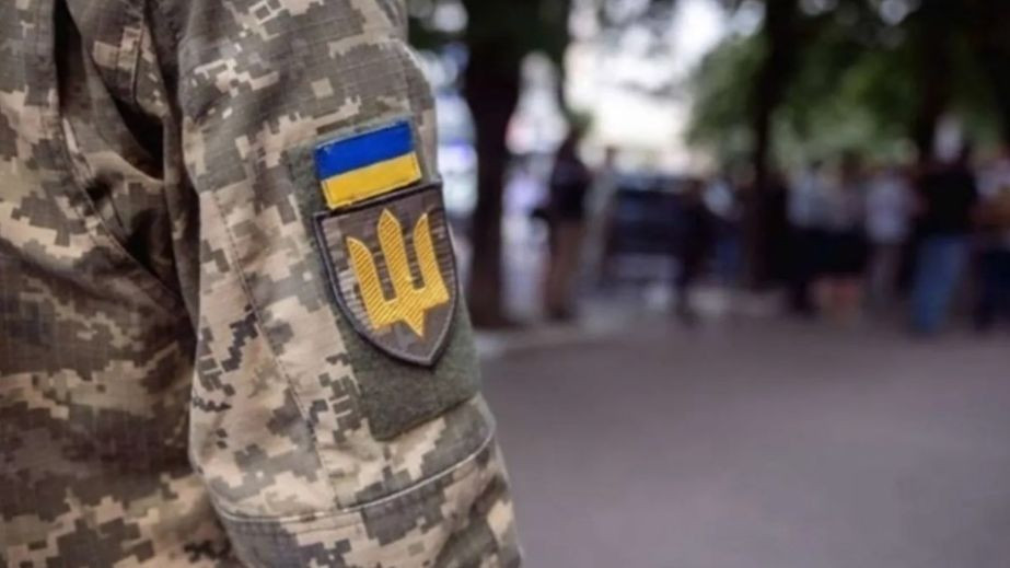 В Днепре работников ТЦК подозревают в избиении экс-военного, видео