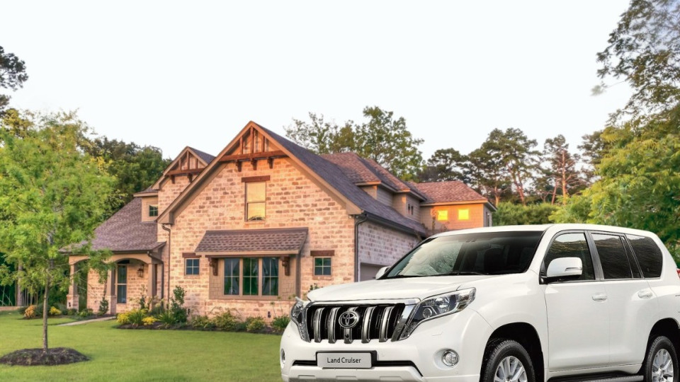На Харьковщине депутатка купила автомобиль Toyota Land Cruiser Prado 150 за 100 тысяч гривен
