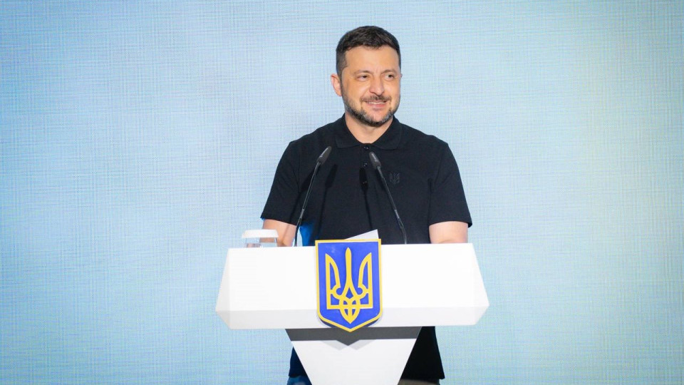 Зеленский анонсировал упрощенный вступ в вузы и повышение стипендий для студентов