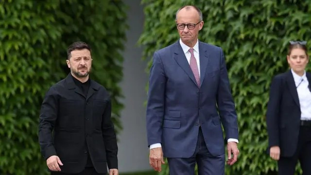 Мерц: Україна готова обговорювати територіальні питання, але відправна точка — нинішня лінія фронту