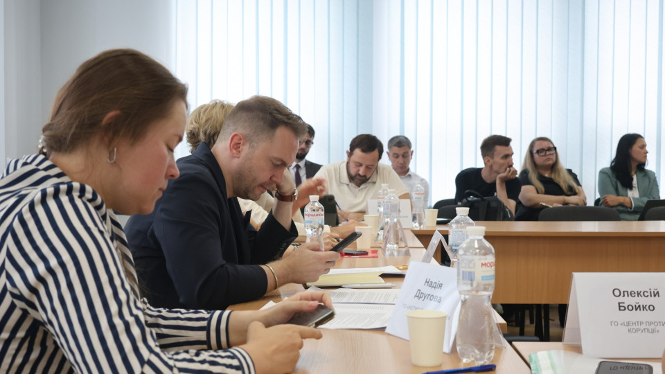 Криза довіри та контроль за $500 тисячами за перевірку суддів: як розвивався скандал навколо Громадської ради доброчесності та чим він може закінчитися