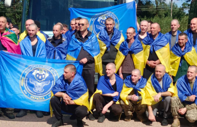 Украина вернула из российского плена 84 человека — военных и гражданских, фото