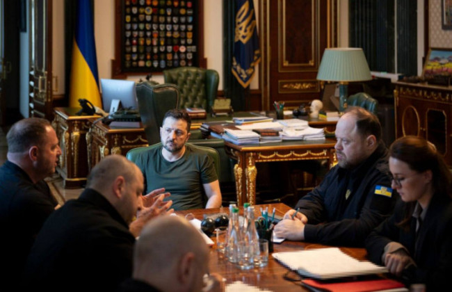 Президент поручил обновить план внешнеполитической работы до конца этого года — Андрей Ермак принял участие в совещании